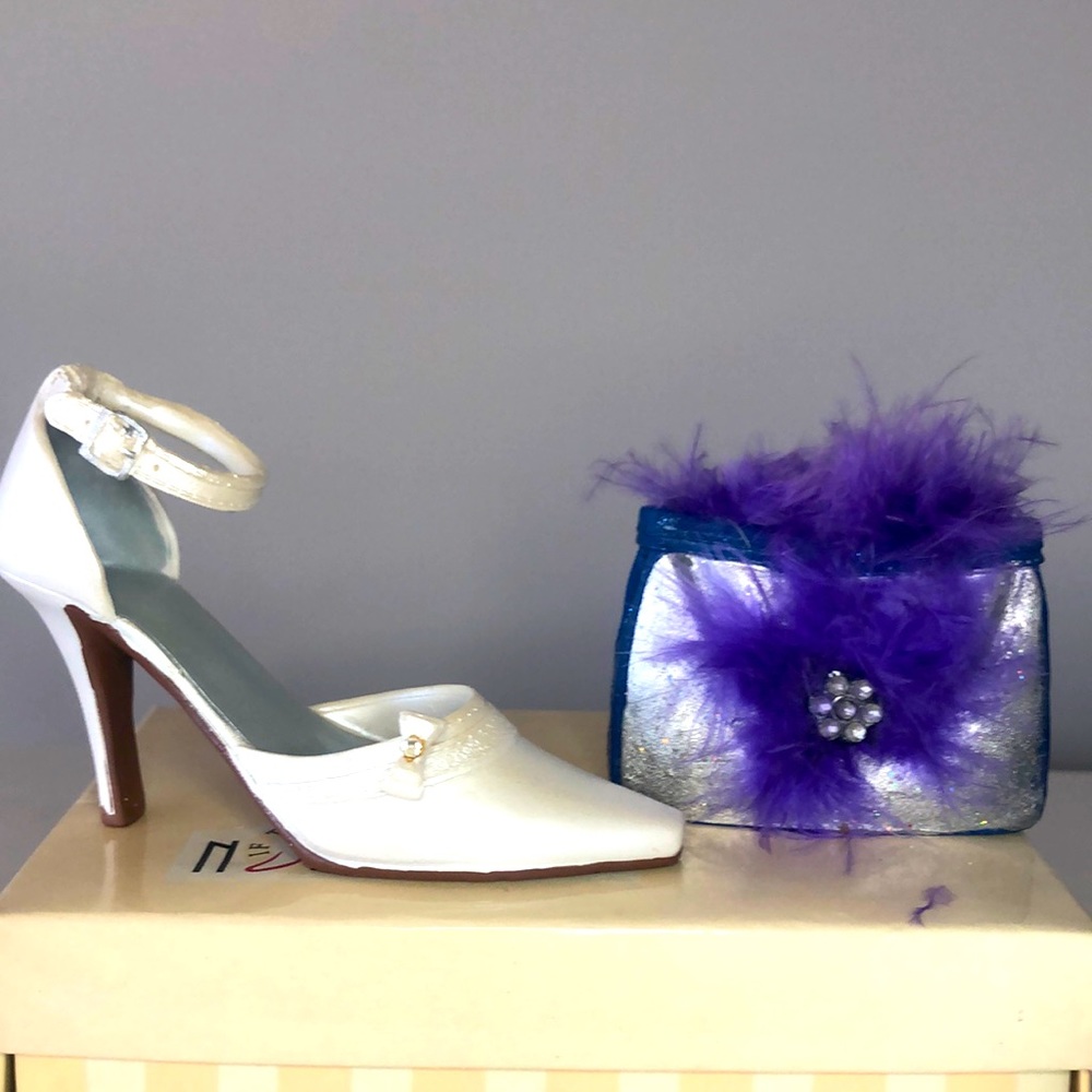 Shoe and purse miniature figurine